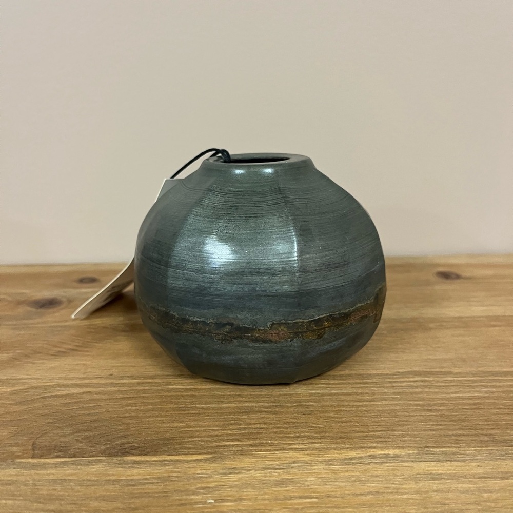 Cobblestone Metal Bud Vase